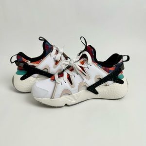Nike Women’s Air Huarache Craft Lunar New Year Sneakers Limited Colorway Size8.5